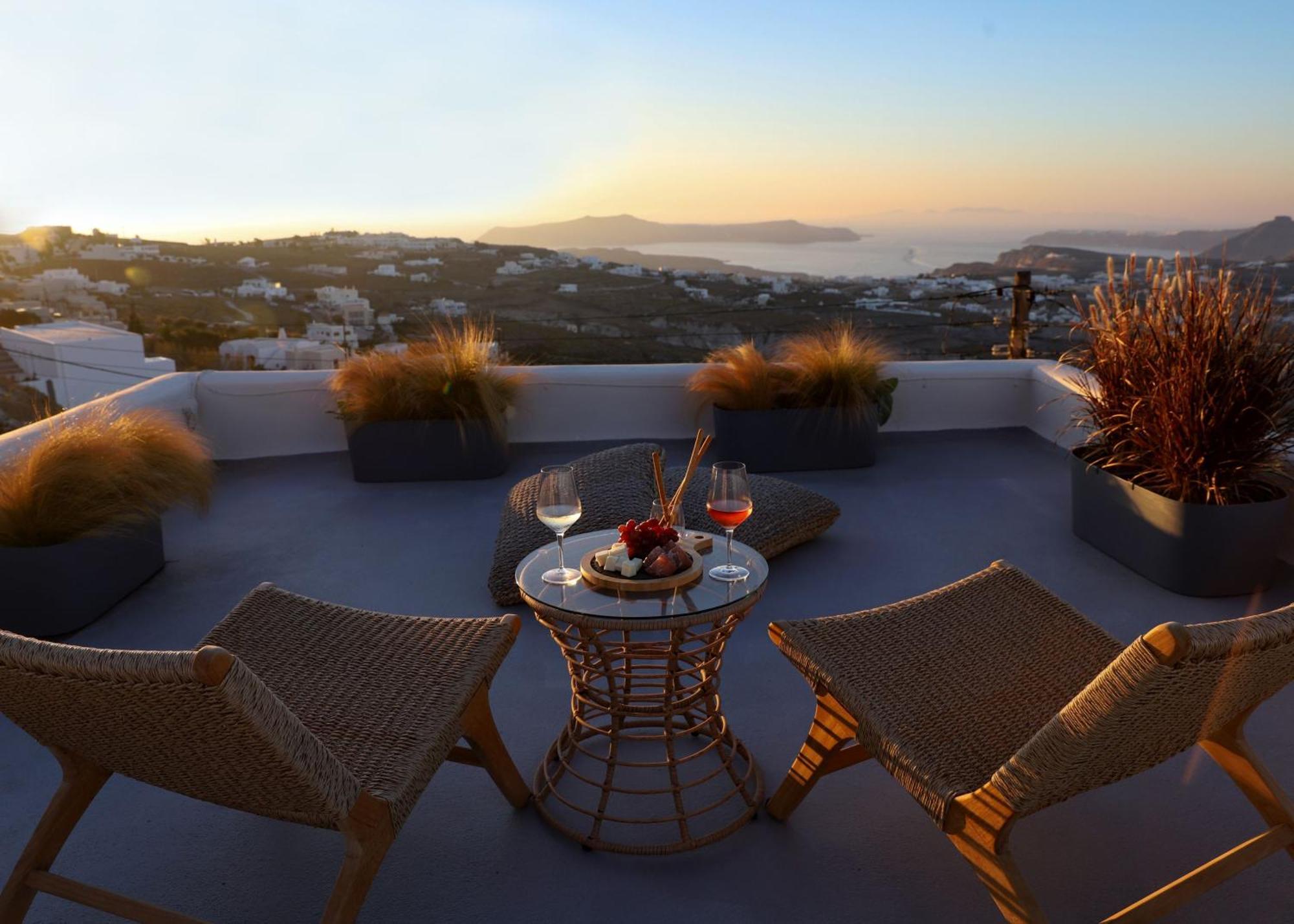 Arxegono Cave Houses Santorini Pýrgos 外观 照片